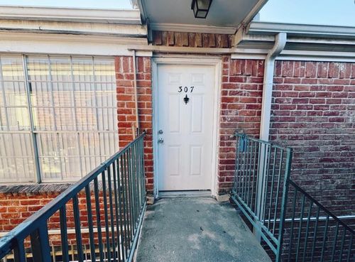307-9201 Clarewood Dr, Houston, TX, 77036-3504 | Card Image