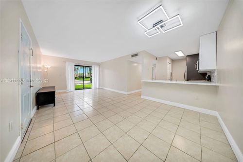 apt-101-15620 Sw 80th St, Miami, FL, 33193-2657 | Card Image