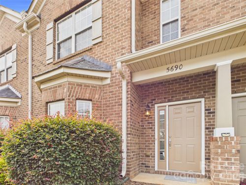 5690 Stafford Rd, Charlotte, NC, 28215-8509 | Card Image