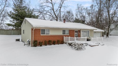 311 Teelin Dr, Oxford, MI, 48371-6154 | Card Image