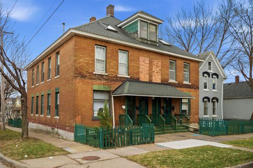 686 Virginia St, Saint Paul, MN, 55103-1761 | Card Image