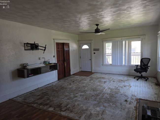 91 1 St Ave, House other with 6 bedrooms, 2 bathrooms and 2 parking in Tiffin OH | Image 11