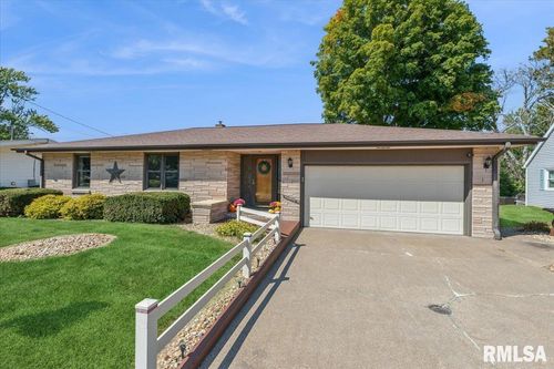 1006 S Church St, Albany, IL, 61230-9780 | Card Image