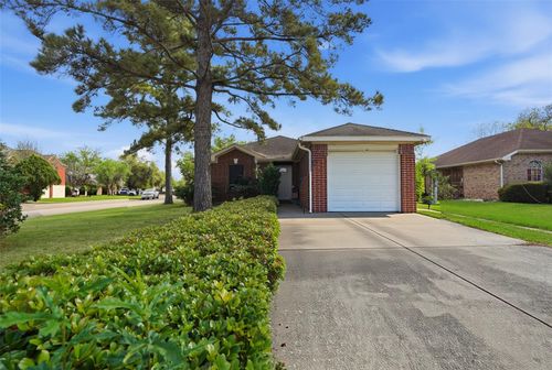 15258 Ferness Ln, Channelview, TX, 77530-4721 | Card Image