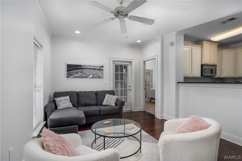 unit-2404-700 15th St, Tuscaloosa, AL, 35401-4764 | Card Image