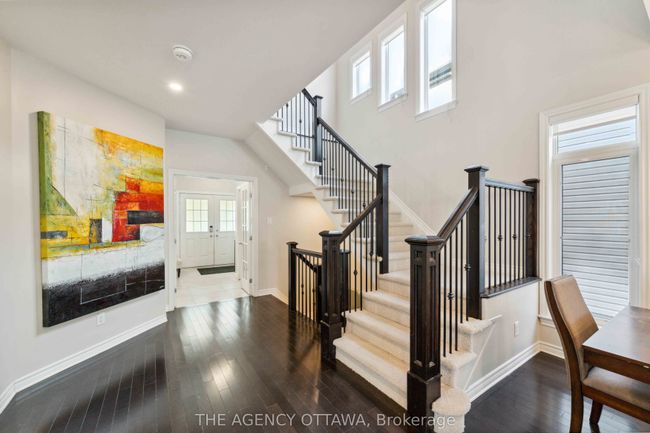 626 White Alder Ave, House other with 4 bedrooms, 4 bathrooms and 4 parking in Gloucester ON | Image 9