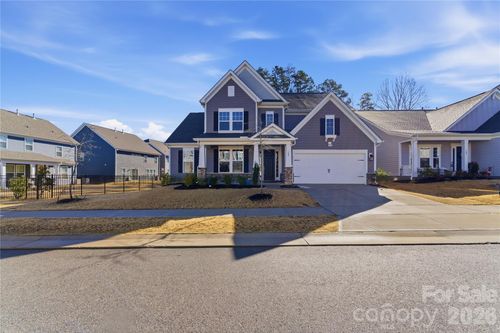 107 Winterberry St, Mooresville, NC, 28117-8302 | Card Image