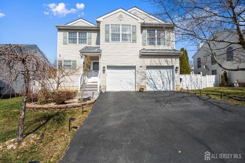 18 Bearsley Dr, East Brunswick, NJ, 08816-2044 | Card Image