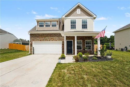 246 Kyndall Run Dr, Lexington, NC, 27295-7722 | Card Image