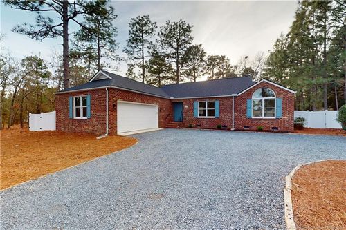 1245 Monticello Dr, Pinehurst, NC, 28374-8615 | Card Image