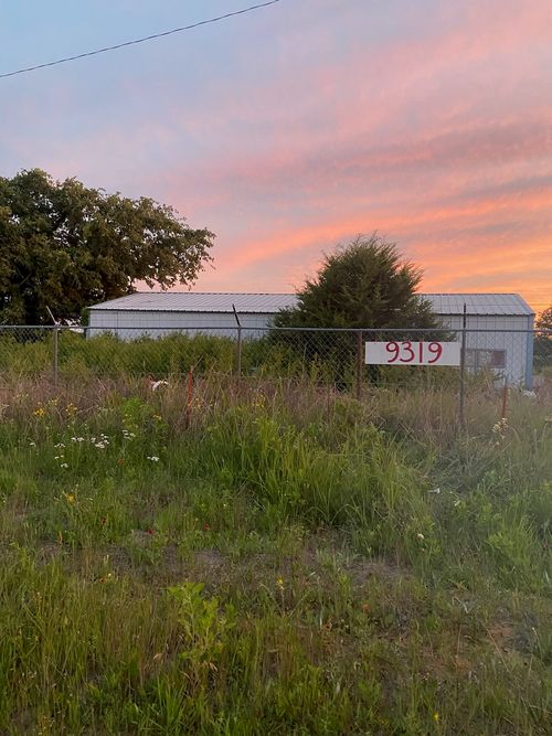 9319 N Us Highway 287, Alvord, TX, 76225-3065 | Card Image
