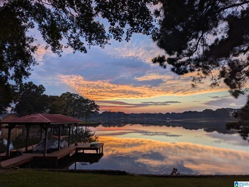 99 Hilton Dr, SYLACAUGA, AL, 35151-7506 | Card Image