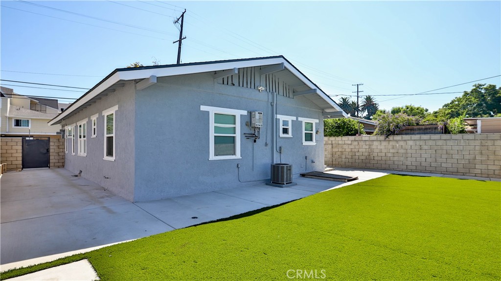 Residential in Santa Ana 4
