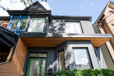 119 Lisgar St, Home with 2 bedrooms, 2 bathrooms and 2 parking in Toronto ON | Image 1