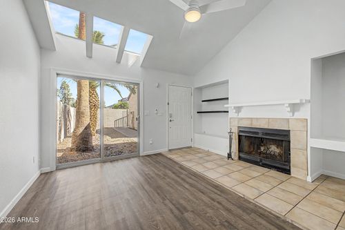 103-3301 E Kelton Ln, Phoenix, AZ, 85032-2761 | Card Image