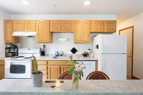 4-121 Centre Street, Boston, MA, 02119 | Card Image