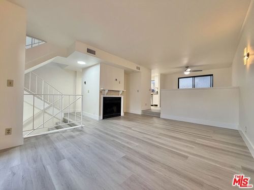 4-31 Eastern Ave, Pasadena, CA, 91107-4339 | Card Image