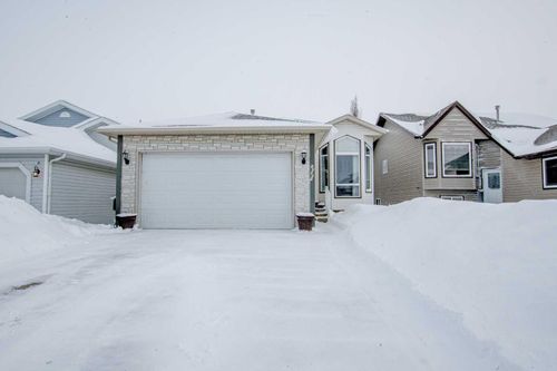 12421 107a St, Grande Prairie, AB, T8V8K7 | Card Image