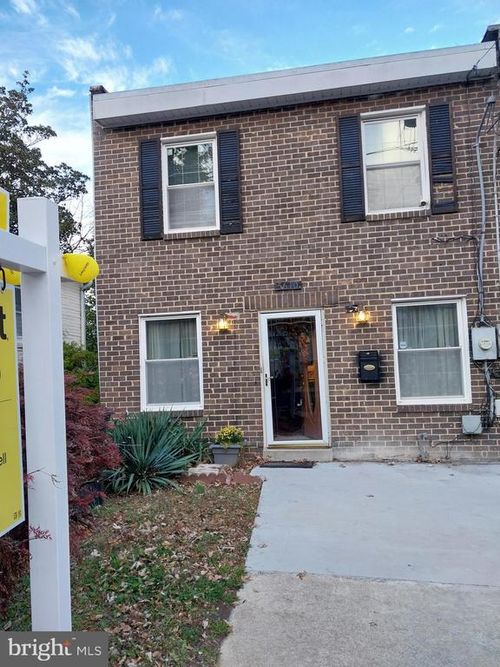 5610 Clay Pl Ne, WASHINGTON, DC, 20019-6758 | Card Image