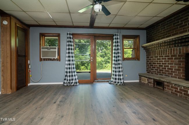 121 Dee Runion Rd, House other with 2 bedrooms, 2 bathrooms and null parking in Jonesborough TN | Image 12