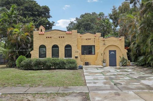 335 Ne 127th St, North Miami, FL, 33161-4624 | Card Image