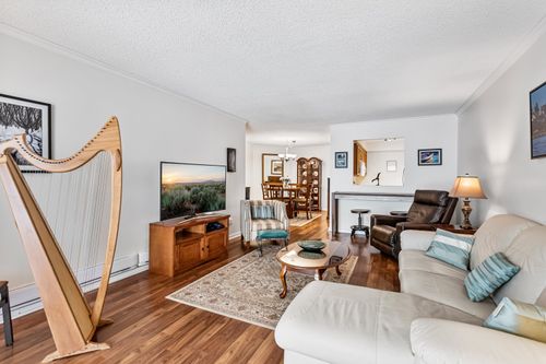 204-1458 Blackwood St, White Rock, BC, V4B3V4 | Card Image
