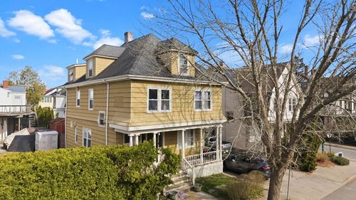 128 Cottage St, New Bedford, MA, 02740-3648 | Card Image