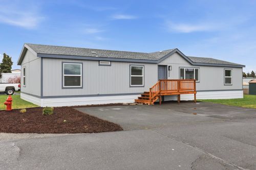 2201 N Craig Rd, Spokane, WA, 99224-8545 | Card Image