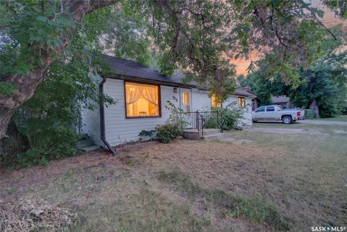 108 1st Avenue W, Vanscoy, SK, S0L3J0 | Card Image