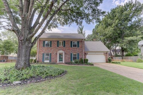 1577 Bubbling Brook Dr, Germantown, TN, 38138-2346 | Card Image