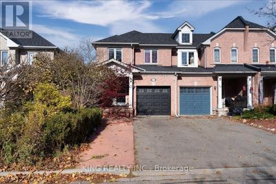 117 Banbrooke Cres, Townhouse with 3 bedrooms, 4 bathrooms and 3 parking in Newmarket ON | Image 1