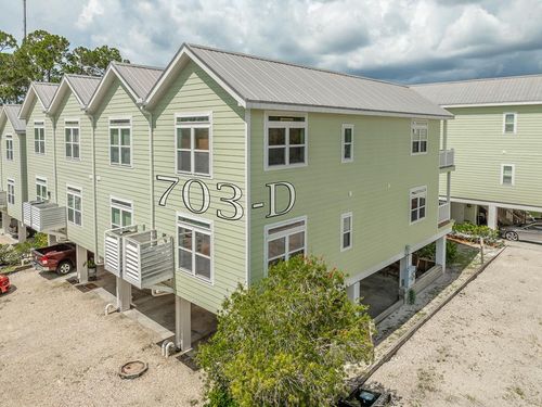 703-d-703 Se 3rd St, Carrabelle, FL, 32322-7100 | Card Image