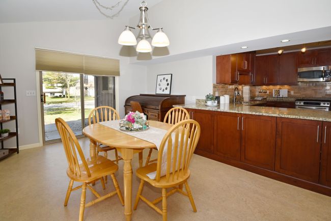 2370 Topaz Dr, House other with 4 bedrooms, 3 bathrooms and null parking in Troy MI | Image 12