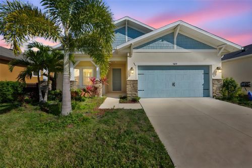 5839 Silver Sun Dr, APOLLO BEACH, FL, 33572-2089 | Card Image
