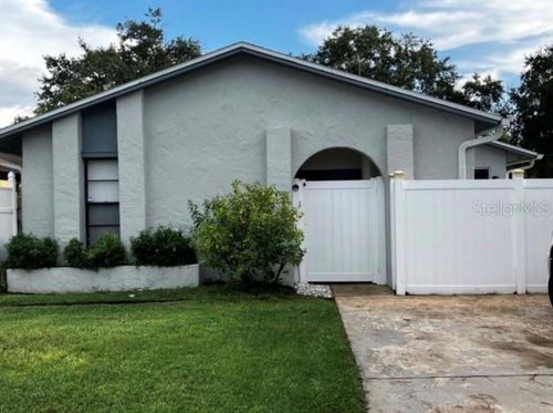 10722 Crowngate Ln, TAMPA, FL, 33624-5057 | Card Image
