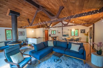 6 Scattered Timber Road, House other with 3 bedrooms, 1 bathrooms and null parking in Wilmington VT | Image 1