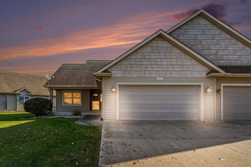 1635 Nixon Ln, Three Rivers, MI, 49093-9415 | Card Image