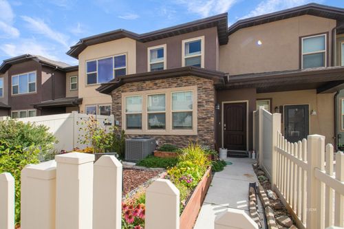 3733 Autumn Colors Dr, Elko, NV, 89801-7805 | Card Image