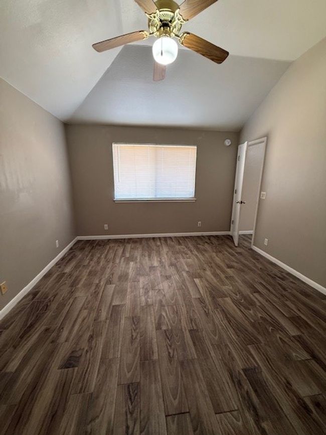 1212 Nightshade Ln, House other with 3 bedrooms, 2 bathrooms and 2 parking in Leander TX | Image 9