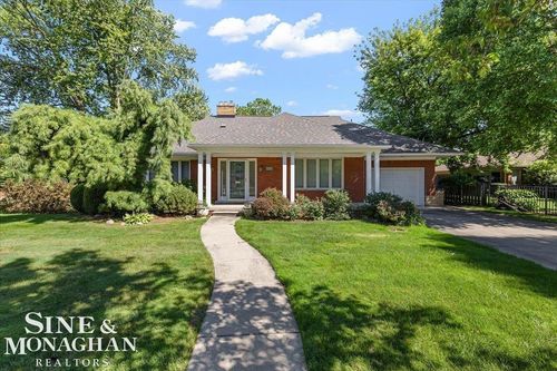 1221 N Renaud Rd, Grosse Pointe Woods, MI, 48236-1798 | Card Image