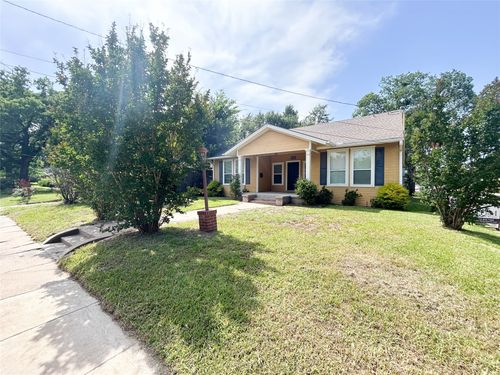 1500 Elmwood Ave, Corsicana, TX, 75110-3513 | Card Image