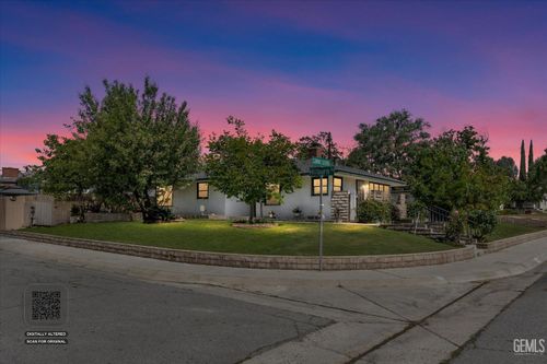 1744 Camino Sierra, Bakersfield, CA, 93306 | Card Image