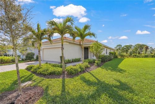 7028 Chapel Creek Ln, NORTH FORT MYERS, FL, 33917 | Card Image