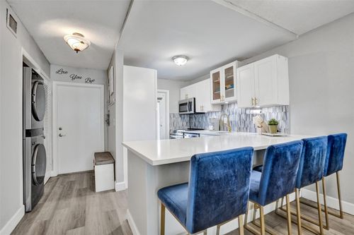 apt-117-400 Se 10th St, Deerfield Beach, FL, 33441-5561 | Card Image