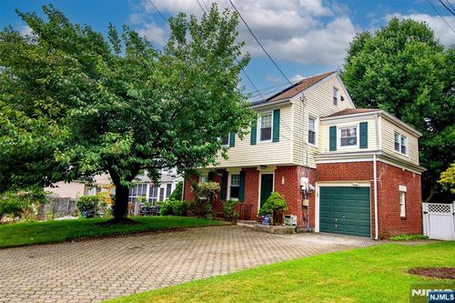 16 Wolcott Rd, Dumont, NJ, 07628-2623 | Card Image