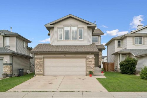241 Westmount Cres, Okotoks, AB, T1S2J2 | Card Image