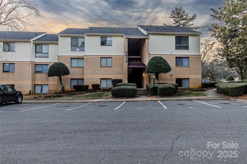 4814 Spring Lake Dr, Charlotte, NC, 28212-8393 | Card Image