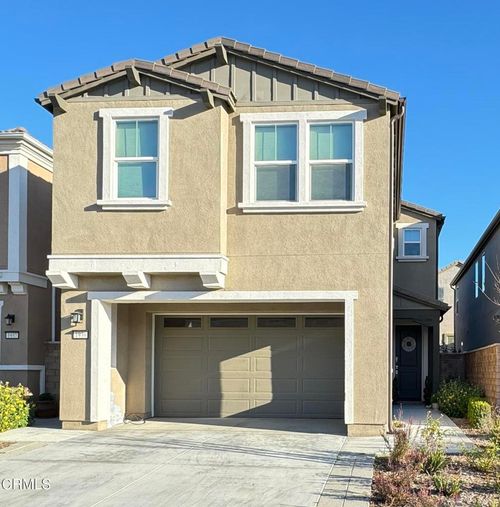 1939 Meyer Ct, Santa Paula, CA, 93060-8004 | Card Image