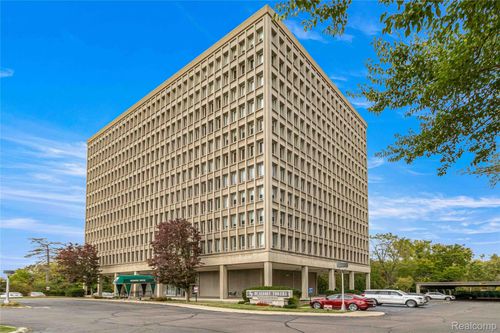 apt-1105-22700 Garrison St, Dearborn, MI, 48124-2026 | Card Image