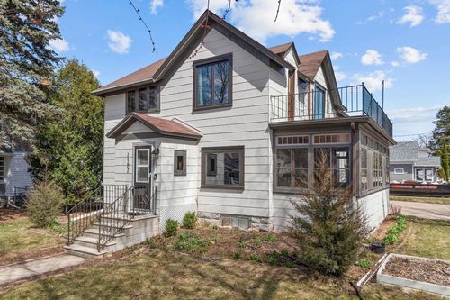 1102 N Division Street, APPLETON, WI, 54911 | Card Image